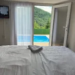 Villa Iman