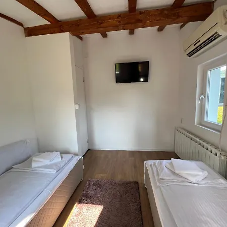 Villa 4 Star