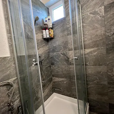 Villa 4 Star *