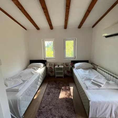 4 Star Villa