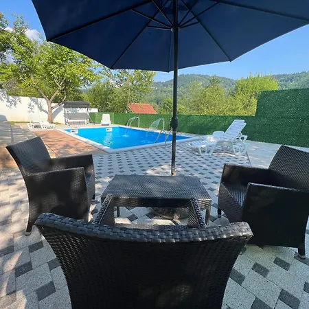 4 Star Sarajevo