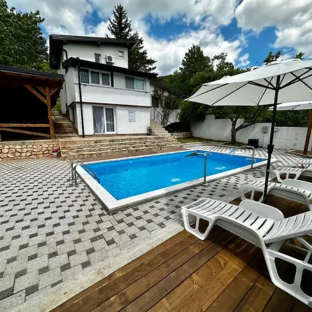 Iman Villa