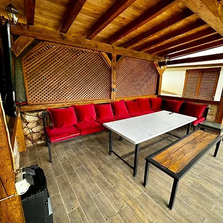 Villa Iman